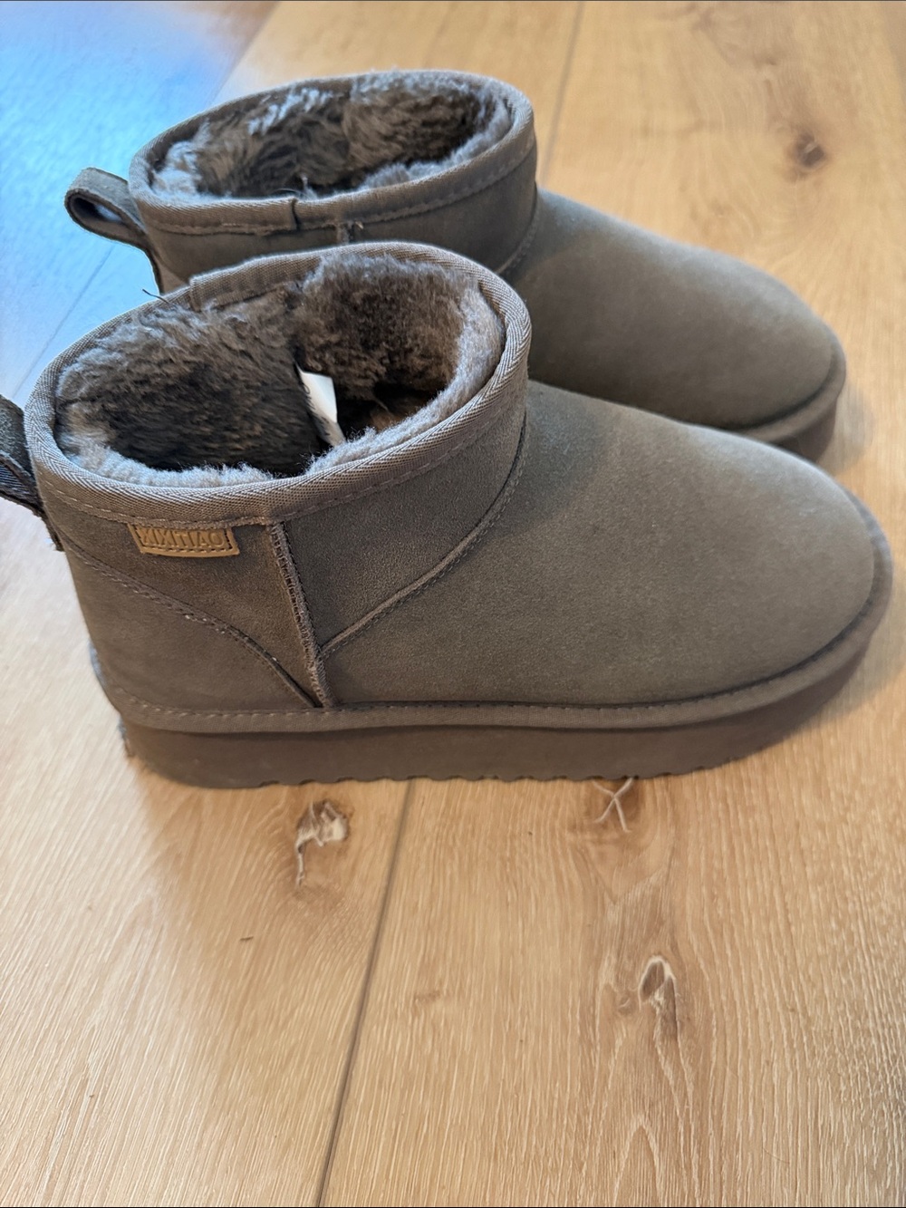 Women's brown platform winter boots 8